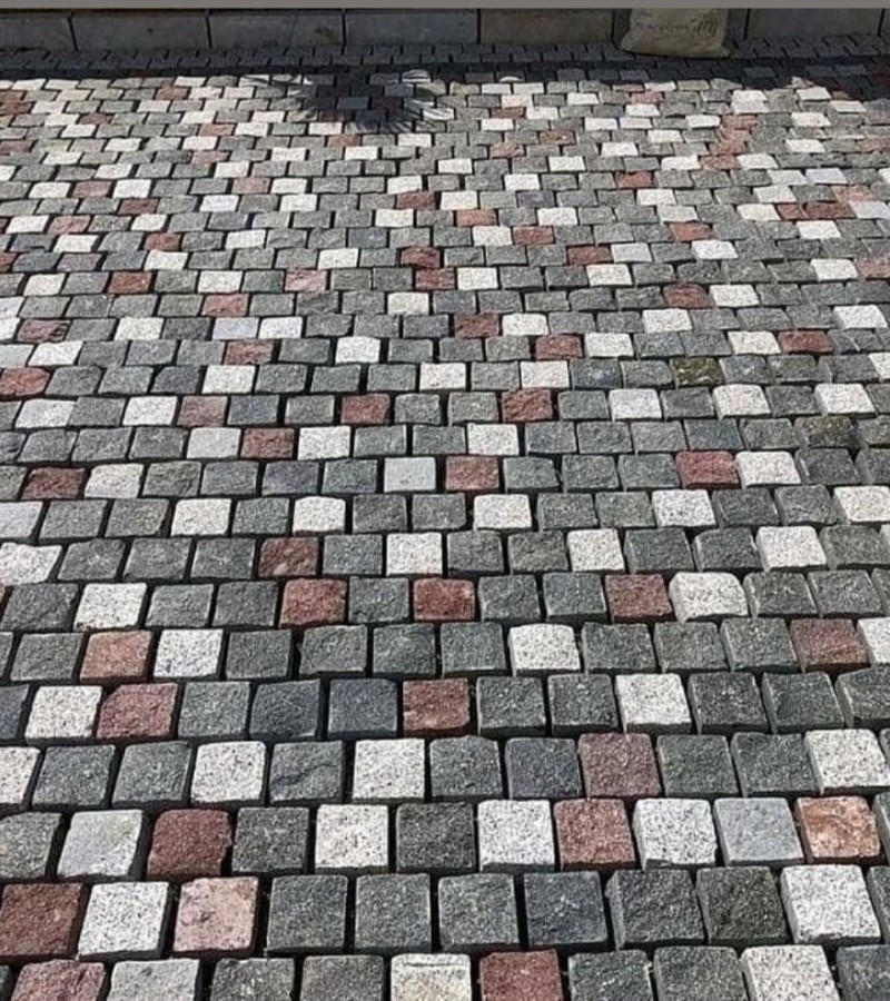 Erni Granit Küp Taş Begonit Küp Taş Bazalt Küp Taş Kilitparke Karo Taşı Döşeme Uygulama Ekibi Halil Usta