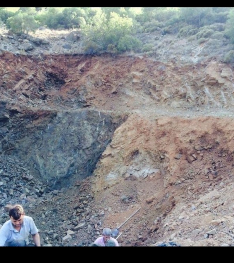 Acil satıık krom sahası